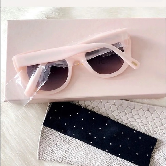Amuse Society D’blanc Sunglasses Milky Blush Pink Retro Inspired Cat Eye Italian main image 4